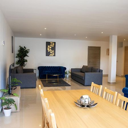 Residence Velours Avec Terrasse , Jardin Et Parking Champigny-sur-Marne Buitenkant foto